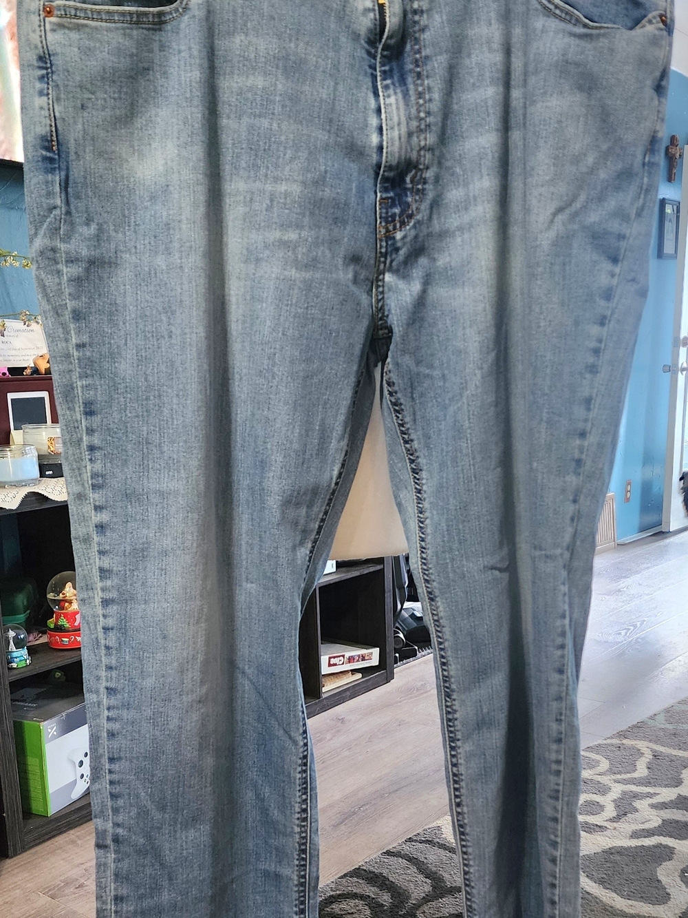 Levi's Women's Straight Leg Light Blue Jeans 42x30